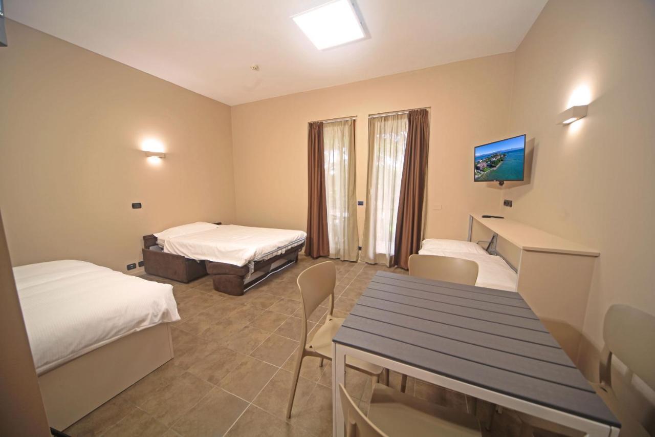 Hotel Smeraldo Sirmione Luaran gambar